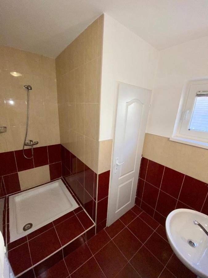 Apartmanovy Dom Flora Veľký Meder Εξωτερικό φωτογραφία
